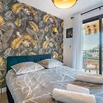 아파트 Monte Carlo Monaco Border, Swimming Pool, Parking, View, Terrace *