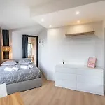 Monte Carlo Monaco Border, Swimming Pool, Parking, View, Terrace 보솔레이
