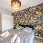 Monte Carlo Monaco Border, Swimming Pool, Parking, View, Terrace 아파트 보솔레이
